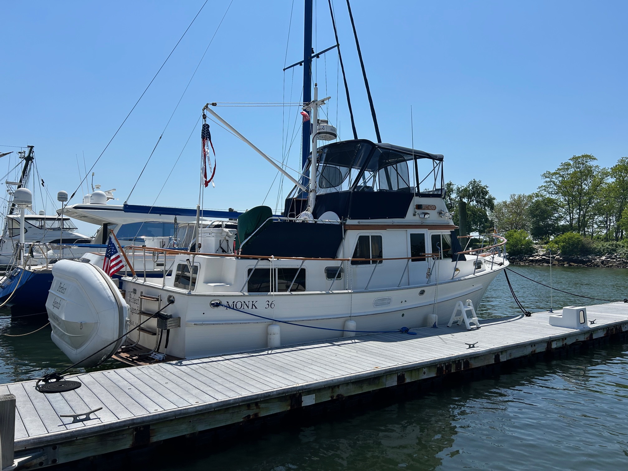 Safe Harbor Yacht Haven - Stamford CT